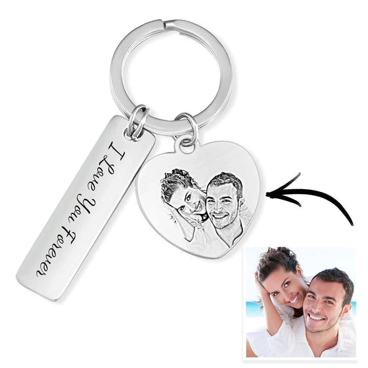 Personalized photo keychain, a unique gift with engraved stainless steel