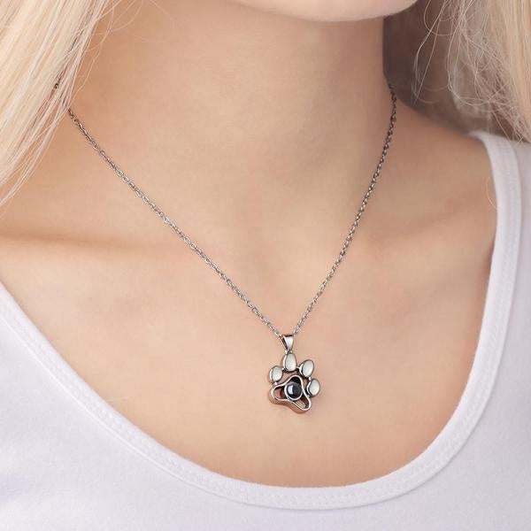 Collier personnalisé avec projection photo colorée en forme de patte, en cuivre