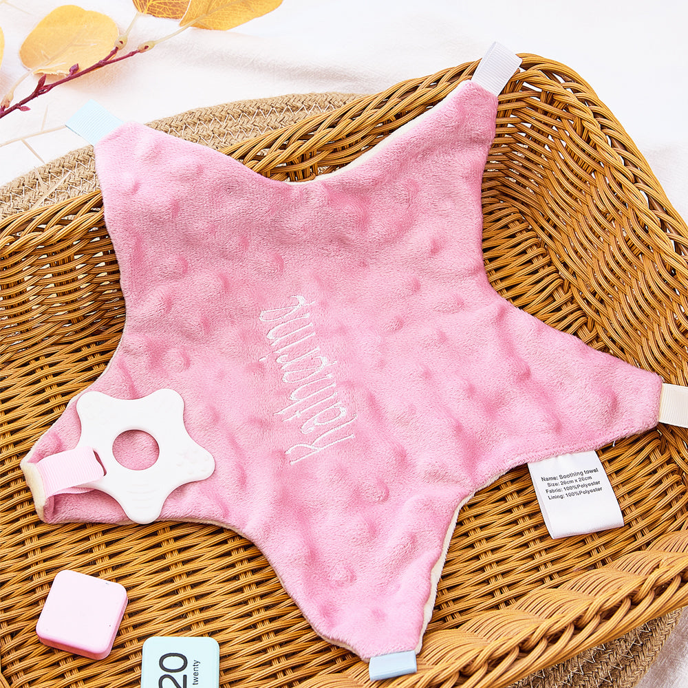 Serviette apaisante personnalisée avec prénom brodé pour bébé