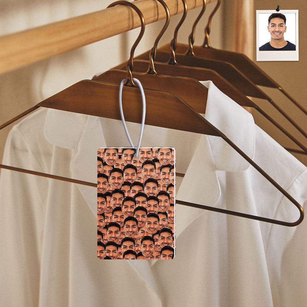 Désodorisant de voiture face humoristique et personnalisé