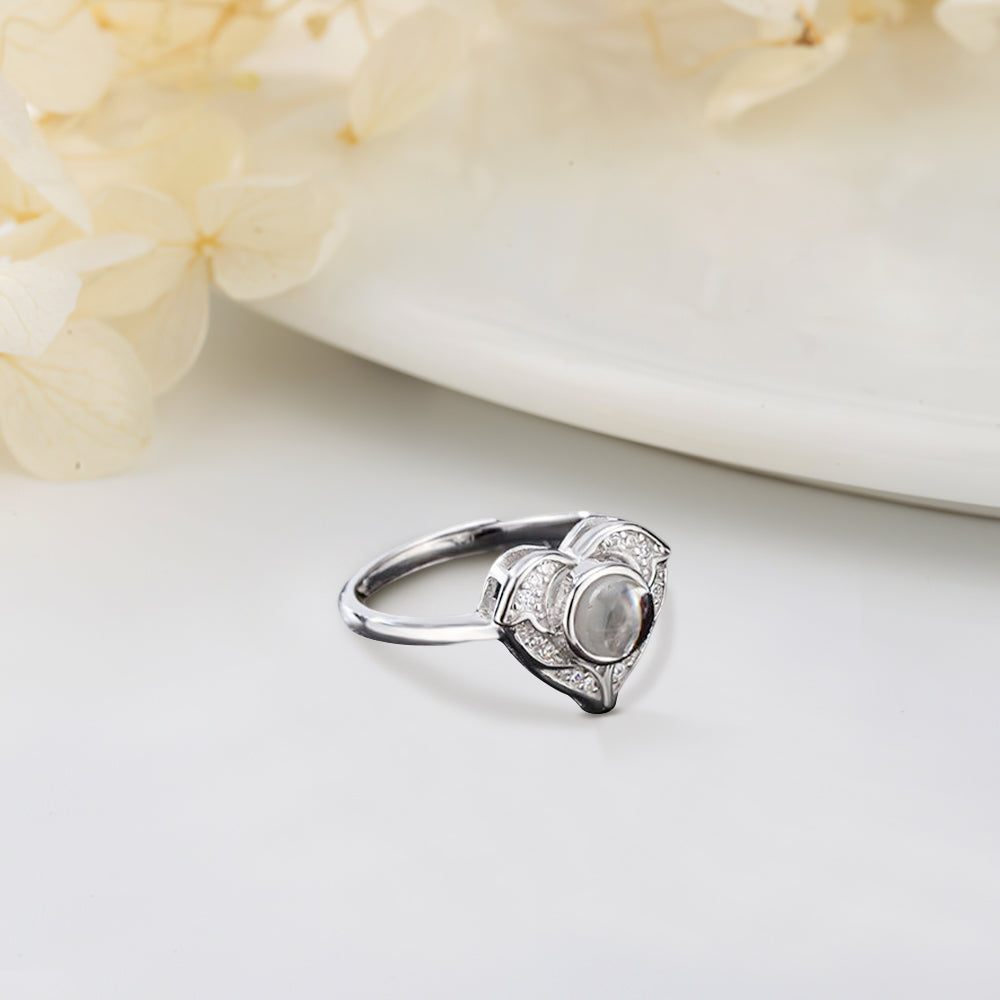 "I love you" projection ring in 100 languages ​​with personalized heart-shaped photo