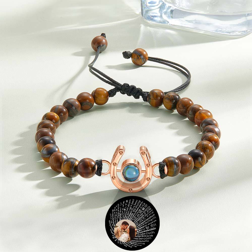 Bracelet personnalisé en forme de fer à cheval avec projection photo