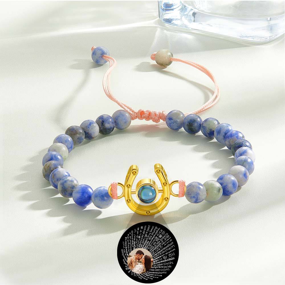 Bracelet personnalisé en forme de fer à cheval avec projection photo