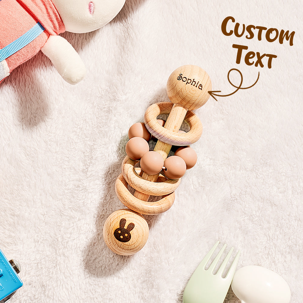 Hochet en bois personnalisé pour bébé avec prénom gravé